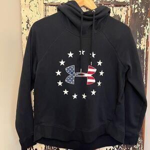 Women’s EUC Stars and Stripes Under Armour Hoodie. Size S.